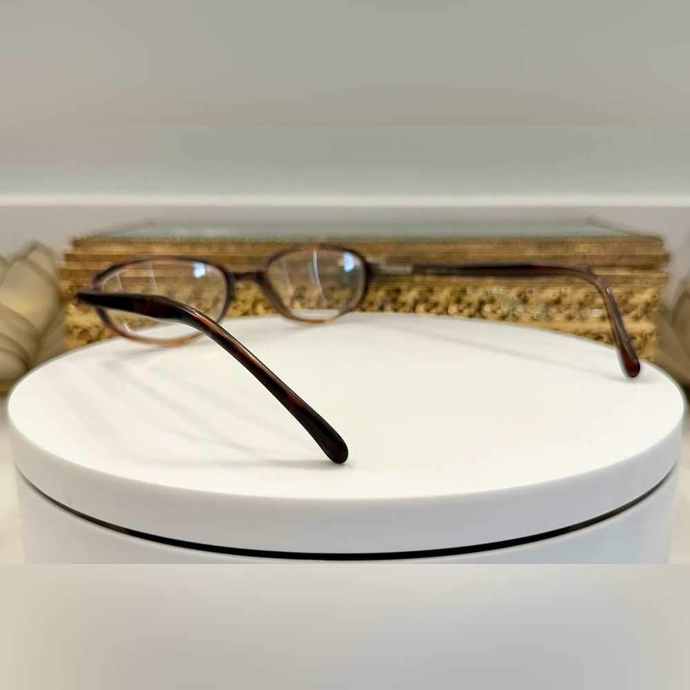 Chesterfield - Tortoiseshell Patterned Oval Unise… - image 6